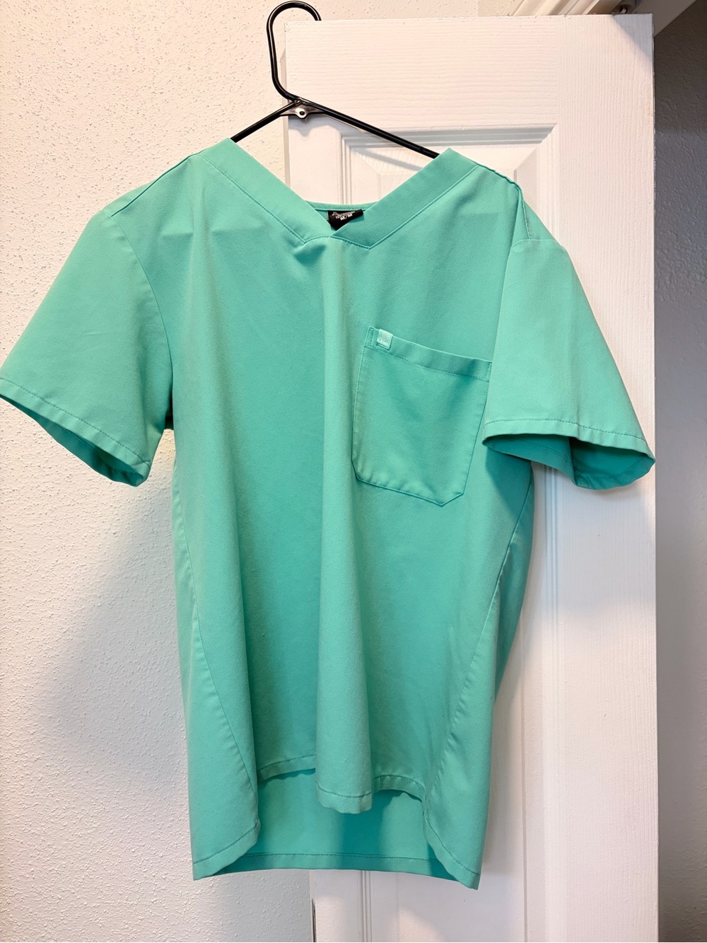 Garde -Malade Mens Medium Fiji Green Scrub Top / Jogger Set